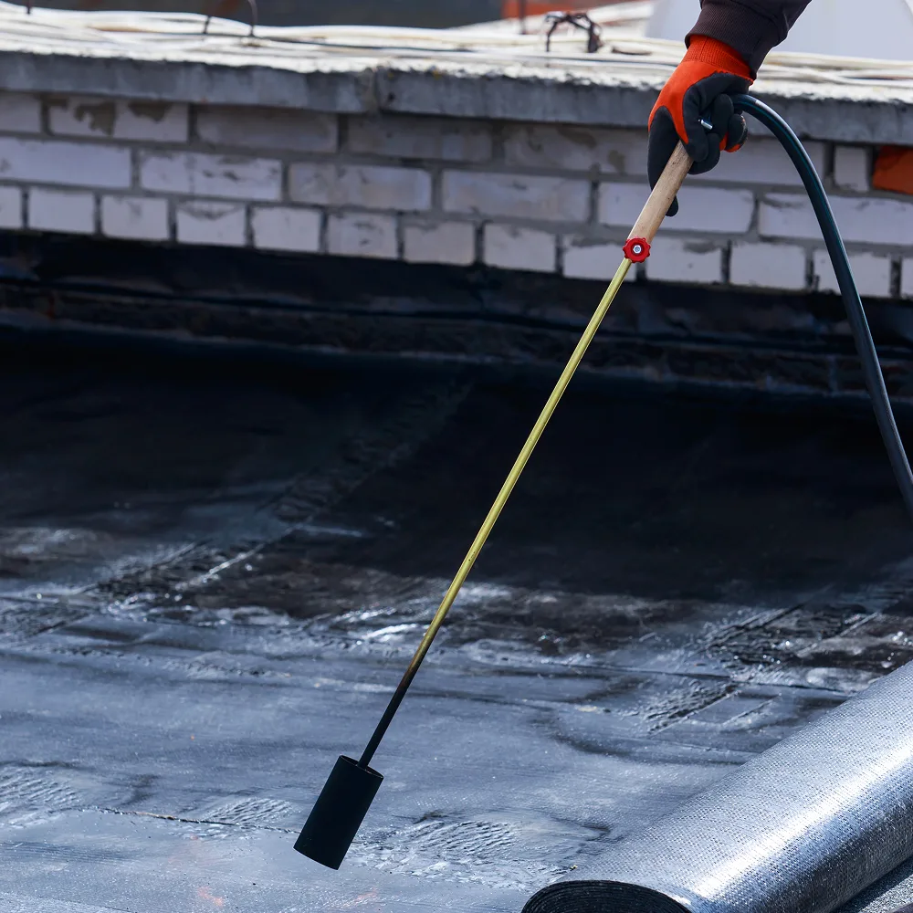 Membrane EPDM ou PVC : quelle étanchéité choisir pour un toit plat à Rillieux-la-Pape ?